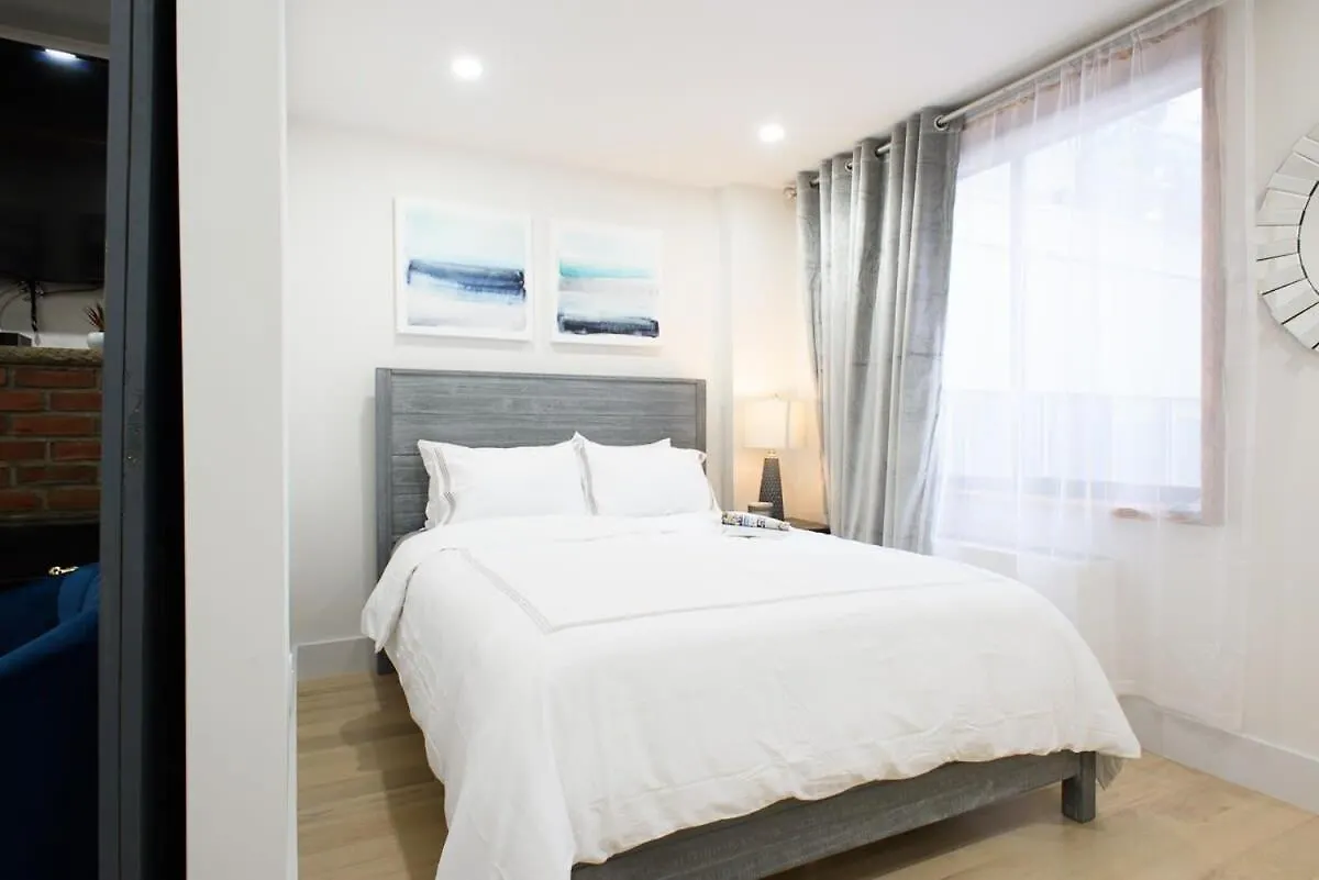 Apartment Ferienwohnung 75-5A Luxury 3Br Duplex W D In Unit Elevator New York