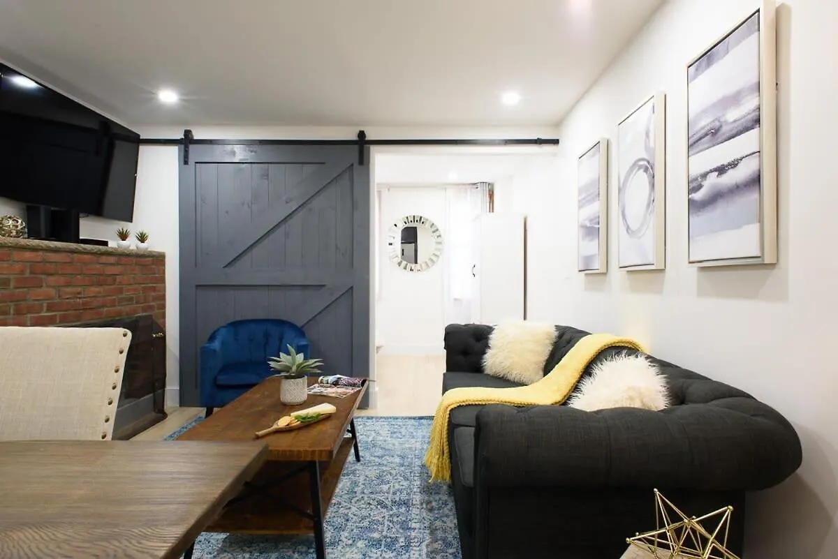 Ferienwohnung 75-5A Luxury 3Br Duplex W D In Unit Elevator New York 0*,  USA